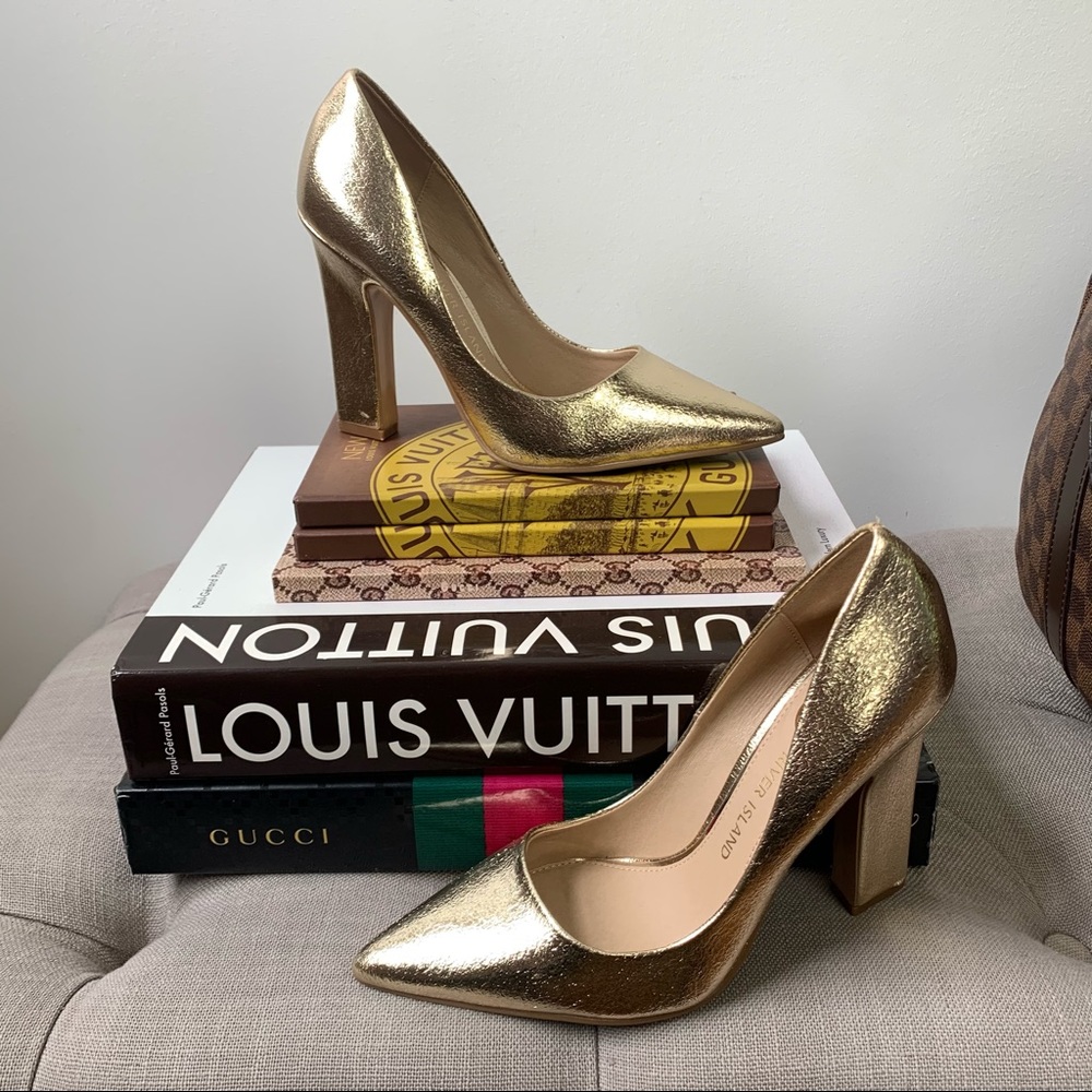 River Island Gold Wide Fit Razor Heel Court Shoes